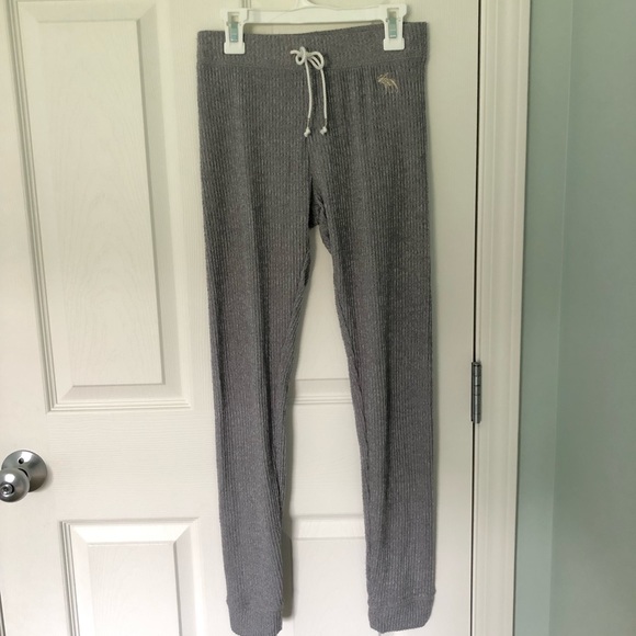 Abercrombie joggers - Picture 1 of 2